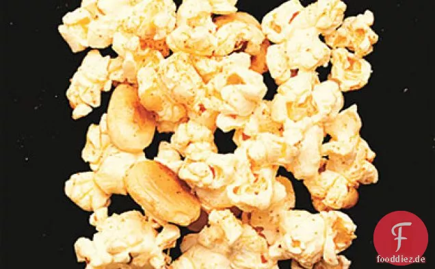Würziges Popcorn mit Piment D'Espelette und Marcona Mandeln