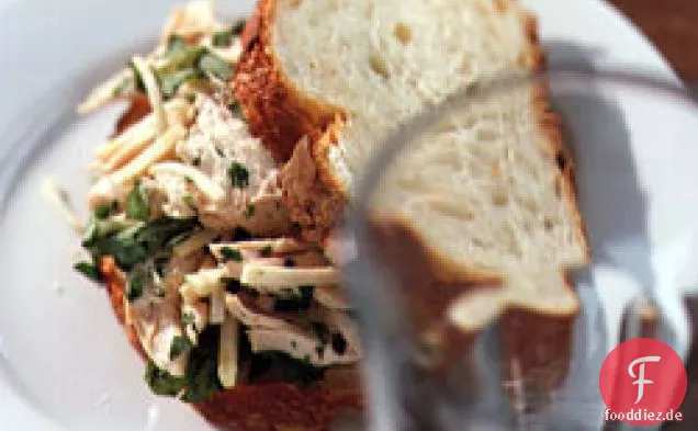 Hähnchen-Petersilienwurzelsalat