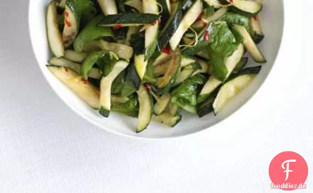 Zingy zucchini & Spinat Salat
