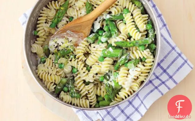 Cremige pasta mit Spargel & Erbsen