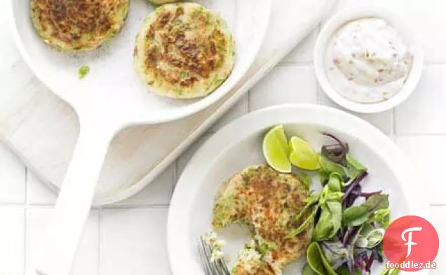 Crushed Pea Fischkuchen mit Chili-Limette Mayo