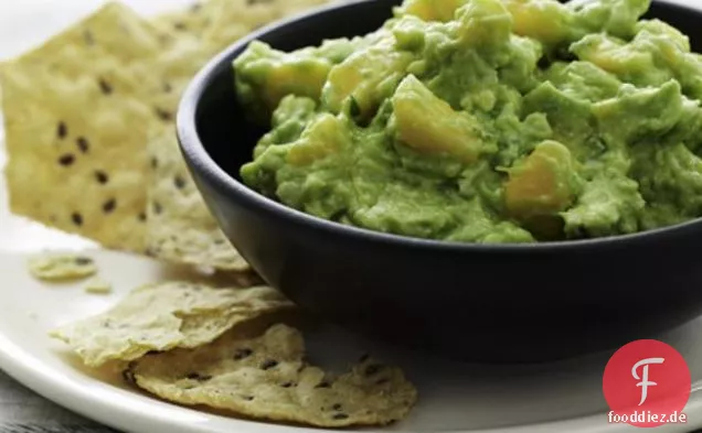 Papaya Guacamole