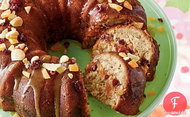 Gewürzkuchen mit beschwipster Vanille-Rum-Sauce