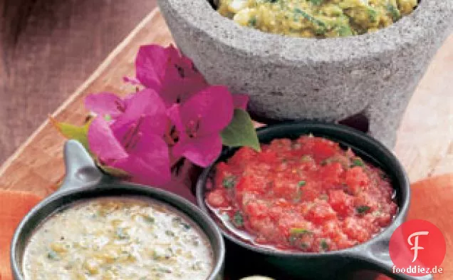 Guacamole Mit Gerösteten Tomatillos