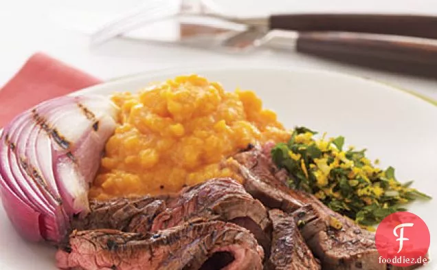 Gegrilltes Flankensteak mit Balsamico-Glasur und Orangen-Gremolata