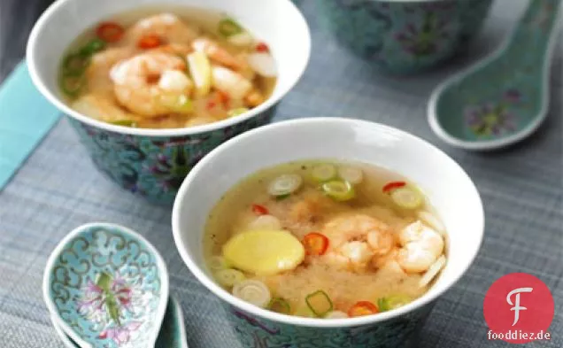 Hot & sour Brühe mit Garnelen