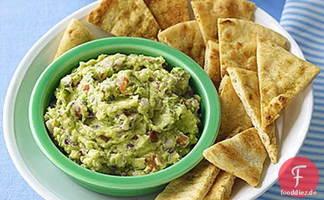 Guacamole mit Kreuzkümmel Chips