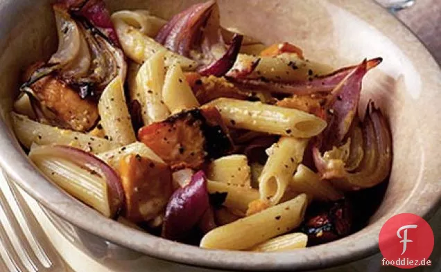 Gerösteter Kürbis & rote Zwiebel Pasta