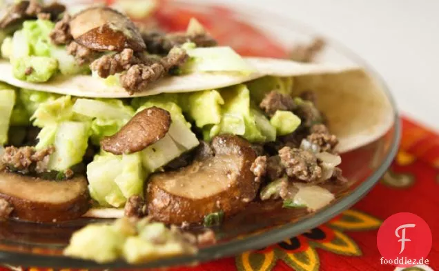Rindfleisch-Pilz-Avocado-Tacos