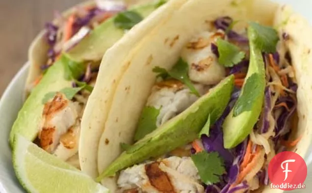 Wels-Tacos mit Thai-Kohl-Salat