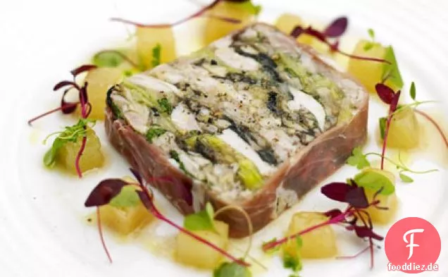 Prosciutto-wrapped Huhn & Lauch Terrine