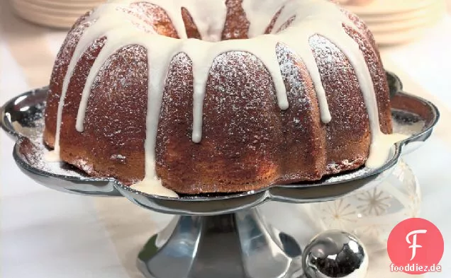 Gewürzter Eierlikör-Pfund-Kuchen