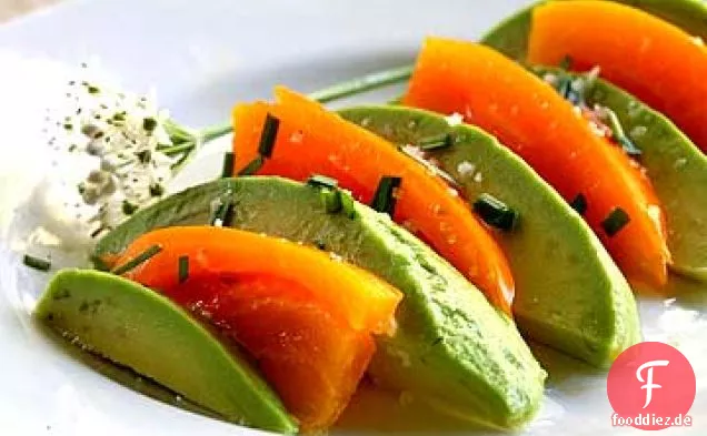 Avocado-Salat Mit Erbstück Tomaten