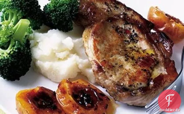 Schweinefleisch mit gewürzten Aprikosen