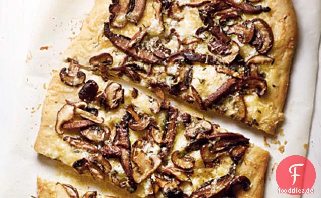 Wild-Pilz-Pizza mit Trüffel-Öl