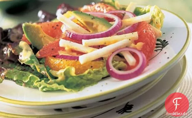 Avocado-, Zitrus-, Jicama- und Persimmonsalat