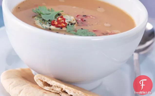 Kichererbsensuppe mit Koriander & Limette