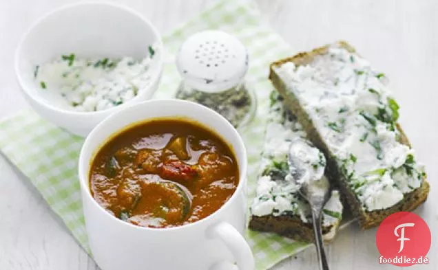 Klobige mediterrane Tomatensuppe