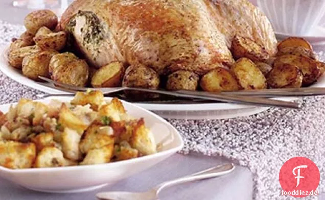 Kräuter-Butter Türkei, roasties & cranberry-Soße-Soße