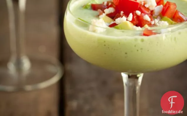 Cremige, Gekühlte Gurken-Avocado-Suppe