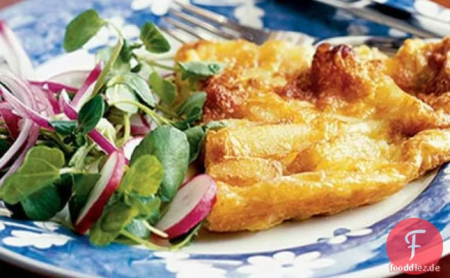 Einfaches käsiges Chip-Omelett