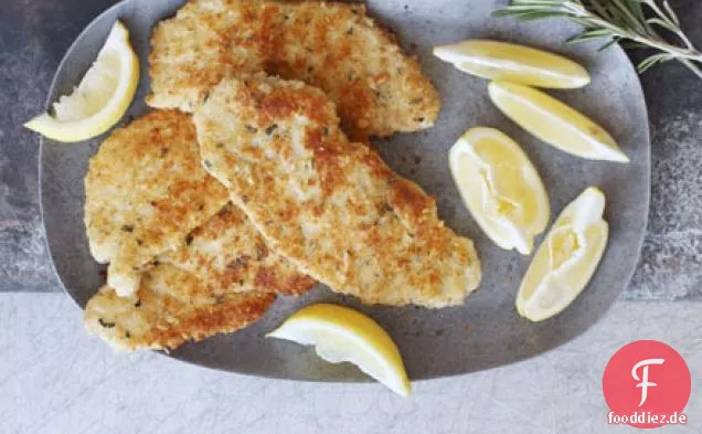 Zitrone, Parmesan & Pinienkerne zerbröckelte Schweineschnitzel