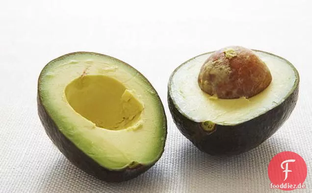 Klobige Guacamole (Avocado-Relish)