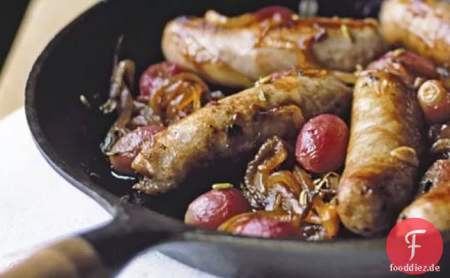 Sticky Pan-gebratene Würstchen mit Trauben