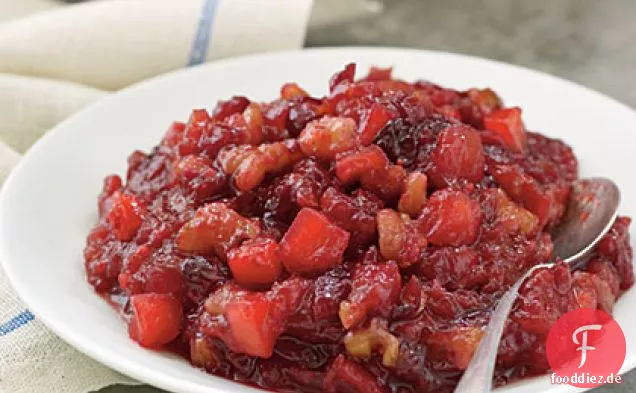 Cranberry-, Apfel- und Walnusssauce