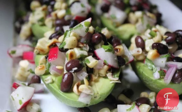Gefüllter Avocadosalat