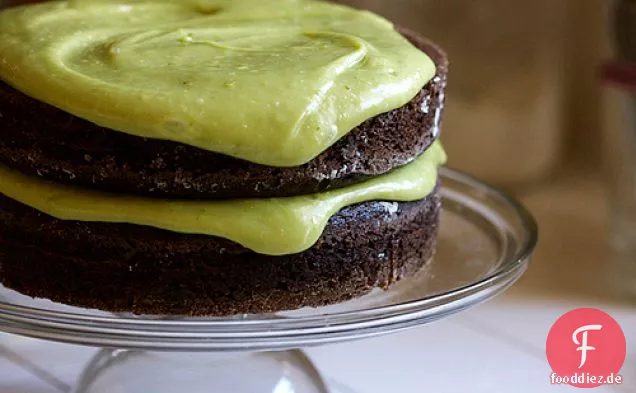 Veganer Schokoladenkuchen mit Avocado