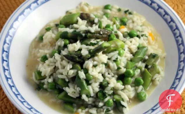 Spargelrisotto mit Orangenpfeffer und Orange