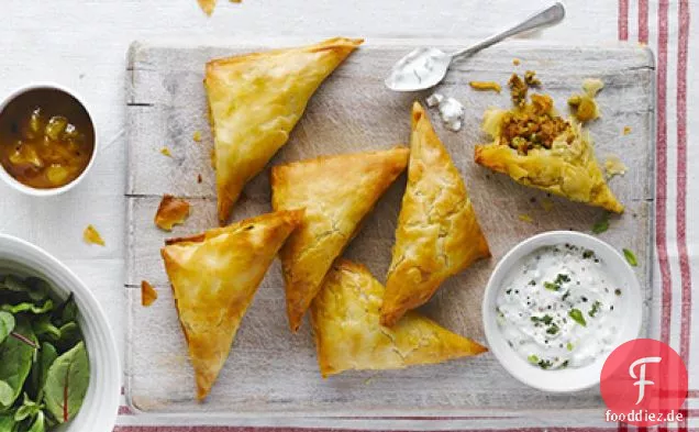 Lamm tikka samosas