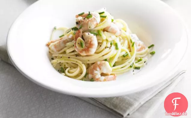 Cremige linguine mit Garnelen