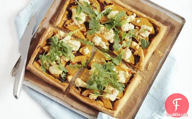 Squash, Feta & Pinienkern-Torte