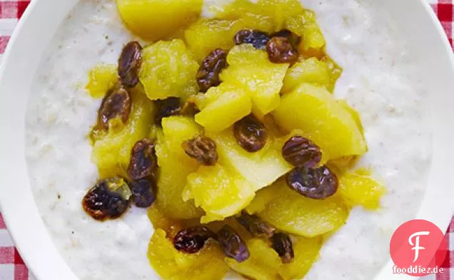 Cremiger Joghurtbrei mit Apfel & Rosinenkompott