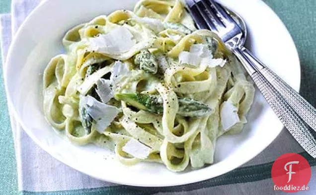 Spargel-Creme-pasta