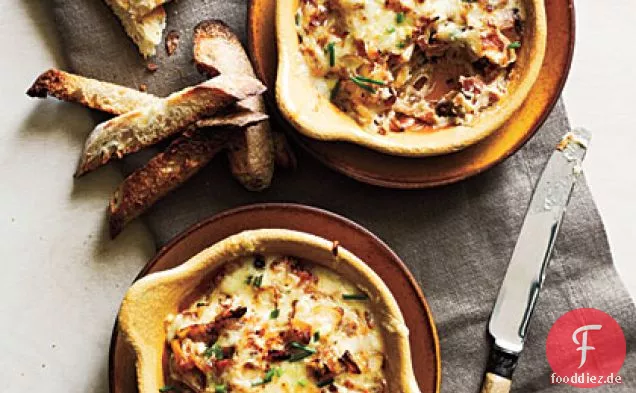 Karamellisierte Zwiebel, Gruyère und Speckaufstrich
