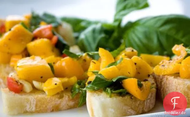 Gelber Pfeffer Mango Bruschetta, tomatenfrei