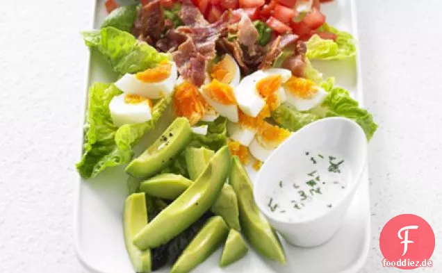 Cobb-Salat mit Buttermilch ranch dressing