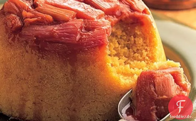 Rhabarber gedämpfter Pudding