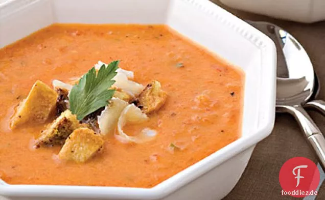Geröstete Paprika-Suppe Mit Pesto-Croutons