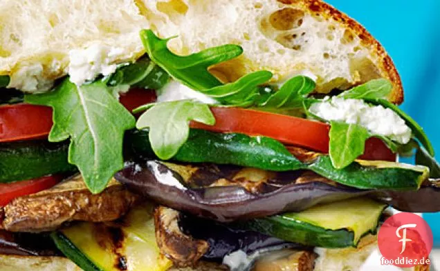 Gegrillte mediterrane Gemüsesandwiches