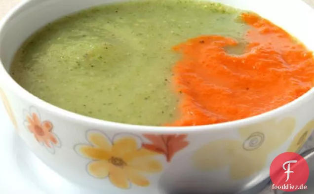 Zucchini-Fenchel-Suppe mit geröstetem Paprika-Püree