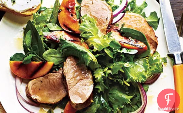 Schweinefilet-Salat und Gegrillte Nektarinen