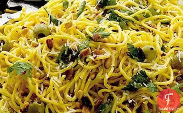 Spaghetti mit Zitrone & Oliven