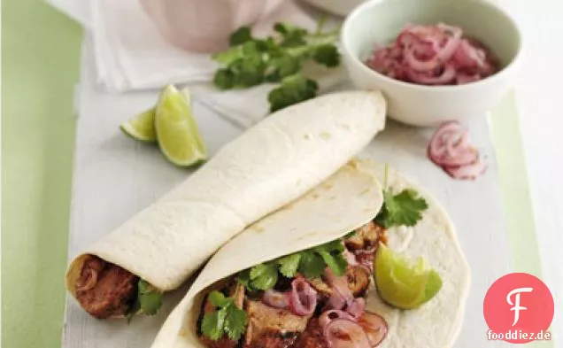 Schweinefilet mit Chipotle-Sauce & eingelegten roten Zwiebeln