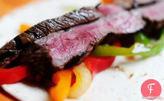 Ponzu Huhn Und Rindfleisch Fajitas