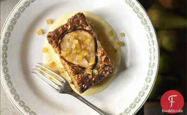 Birne parkin-pudding mit Vanillesoße