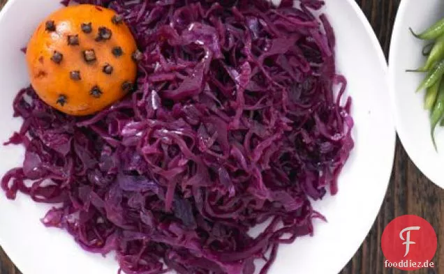 Glühender Rotkohl mit Clementinen